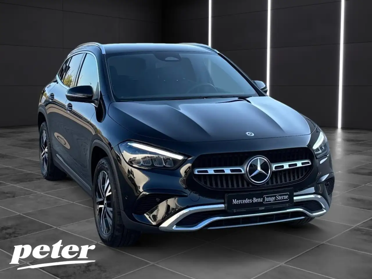 Mercedes-Benz GLA 220 4MATIC Progressive Line*Winterpaket — Vehicle gallery 3