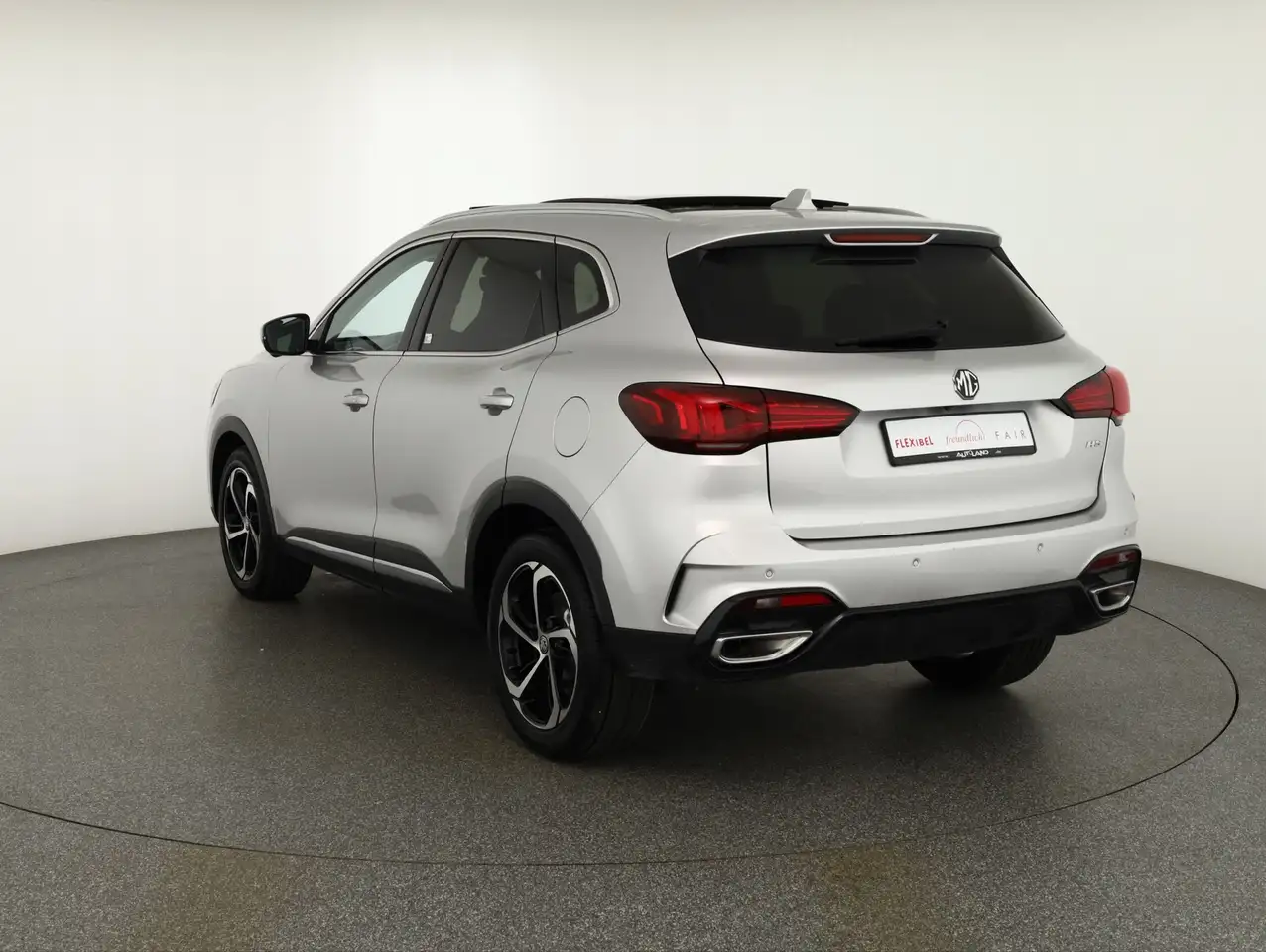MG HS 1.5 T-GDI Luxury Aut. LED ACC Navi 360° Pano — Galería del vehículo 3