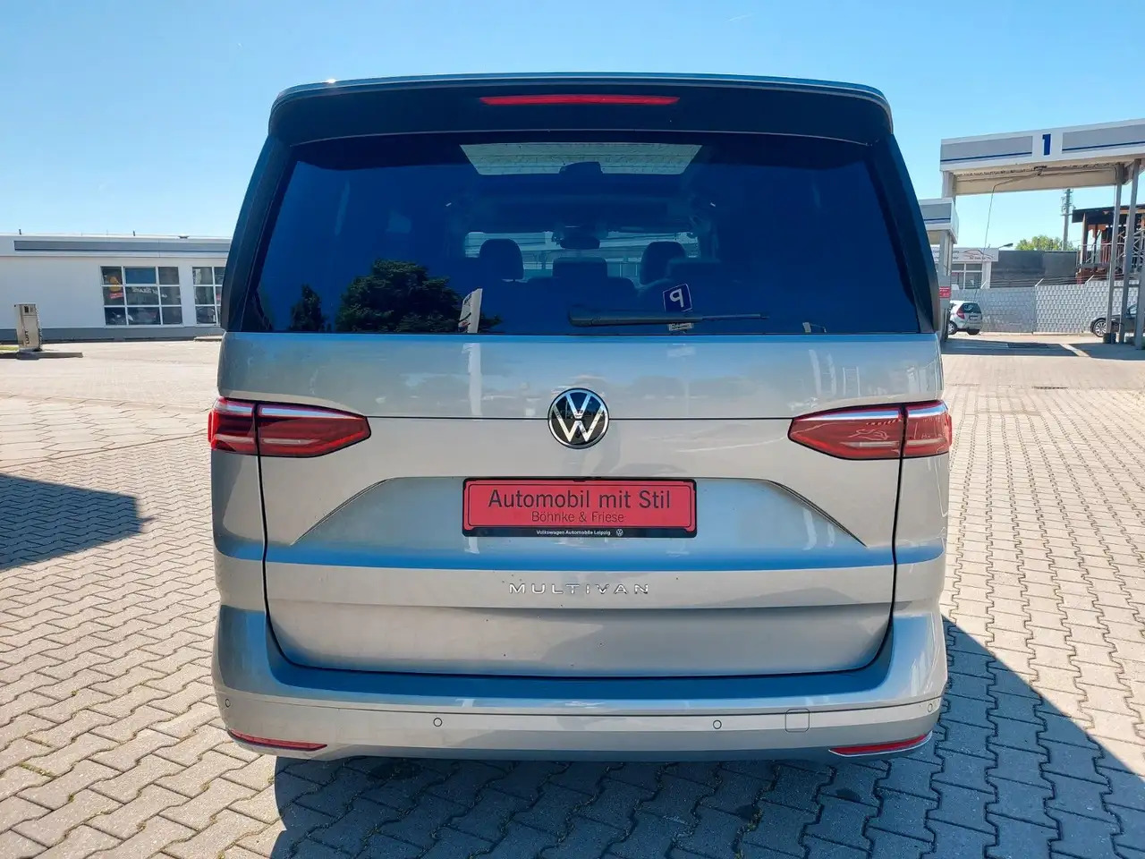 Volkswagen T7 Multivan T7 DSG Panorama Radar Navi DAB Cam — Galería del vehículo 13