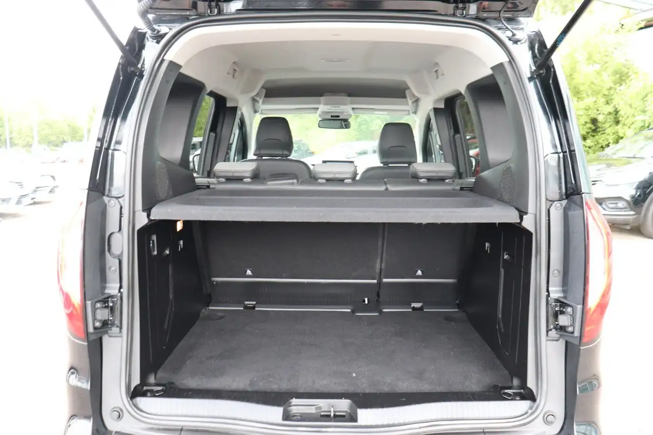 Renault Kangoo III Techno 1.3 TCe 130, Autom. SHZ, PDC — Galerie du véhicule 12