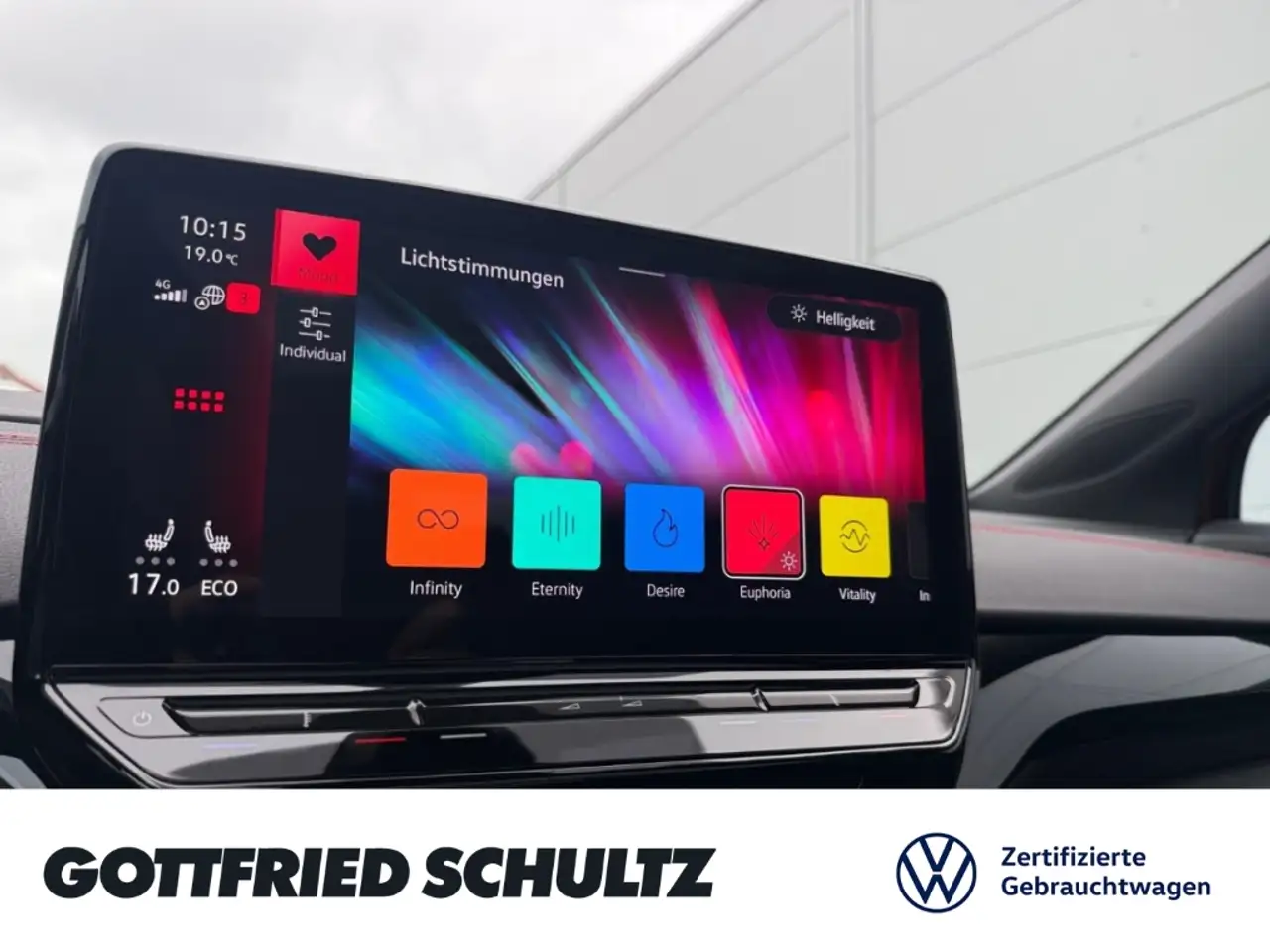 Volkswagen ID.5 GTX 77kWh CCS CARPLAY PARKASSISTENT PANORAMA — Galería del vehículo 18
