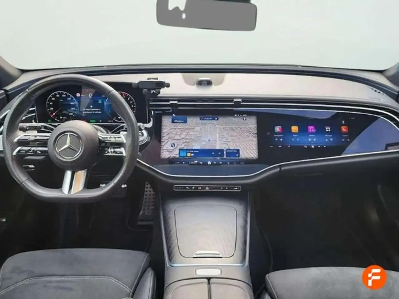 Mercedes-Benz E 300 de 4MATIC — Vehicle gallery 11