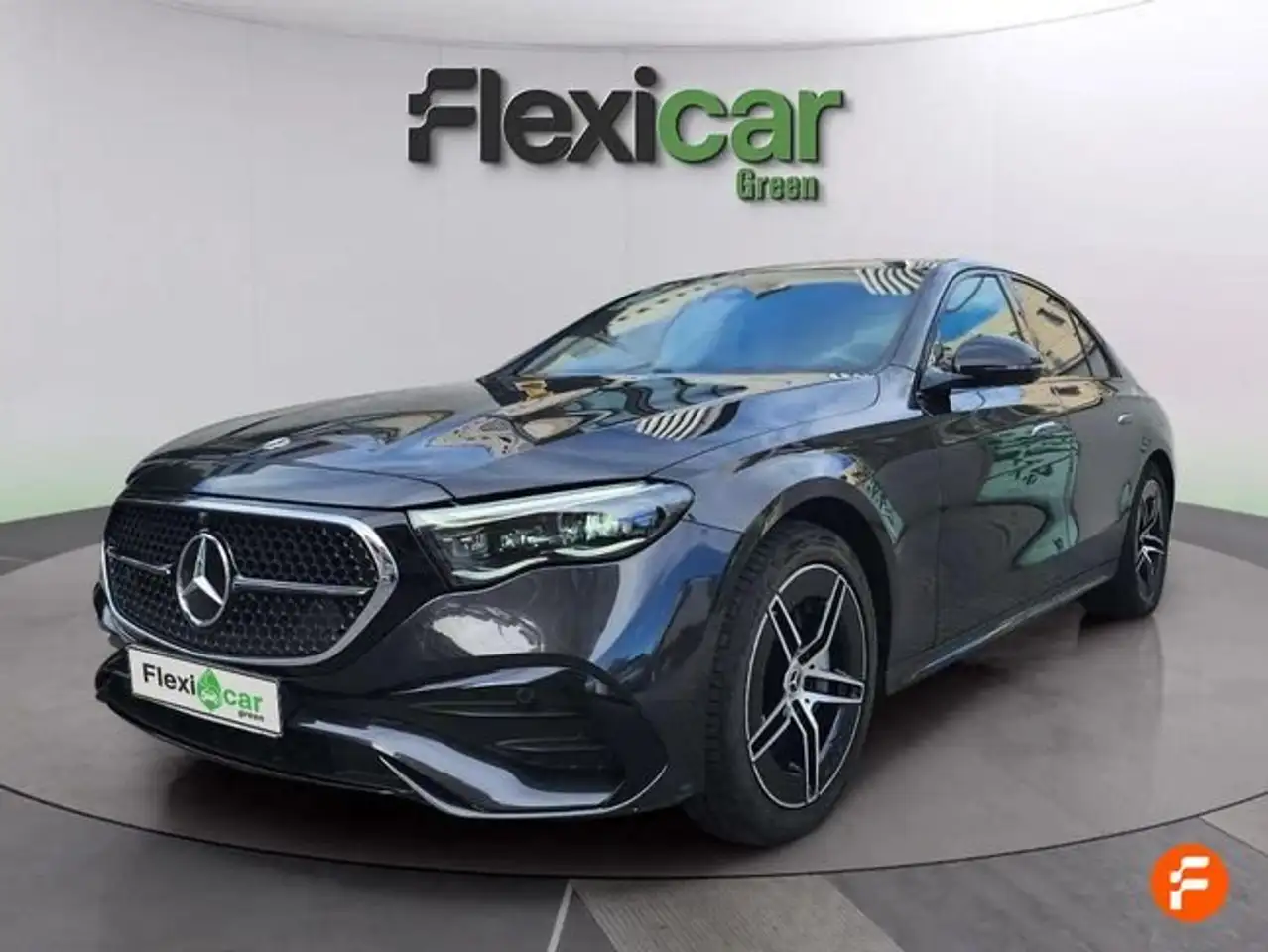 Mercedes-Benz E 300 de 4MATIC — Vehicle gallery 3