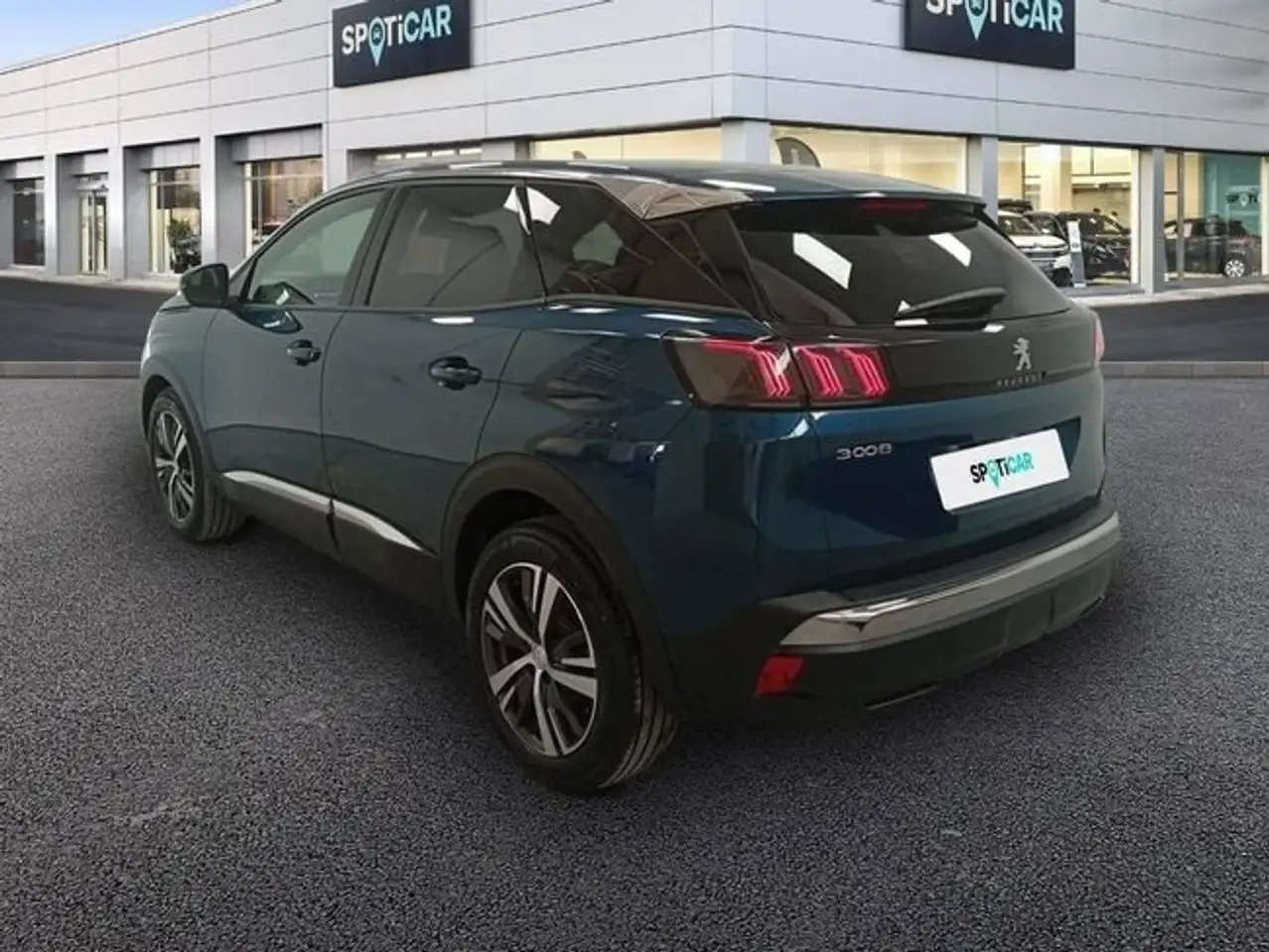 Peugeot 3008 1.2 PureTech S&S Allure 130 — معرض صور السيارة 7