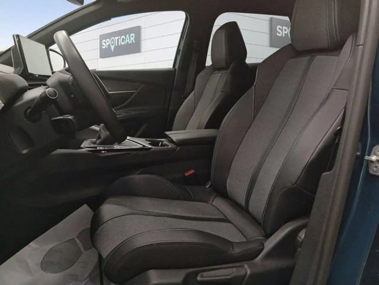 Peugeot 3008 1.2 PureTech S&S Allure 130 — معرض صور السيارة 9