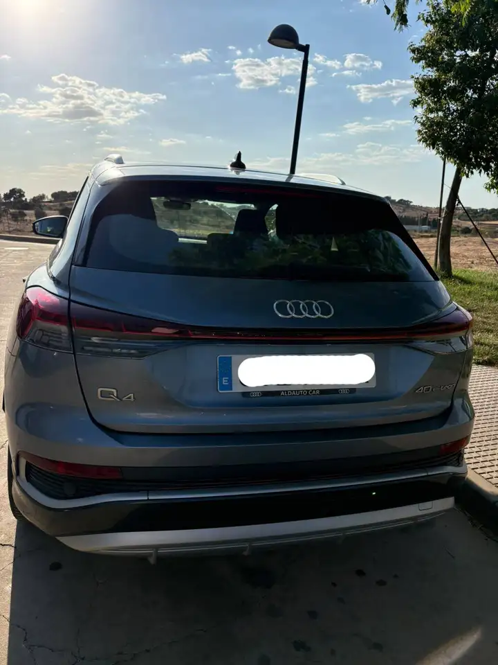 Audi Q4 e-tron Q4 e-tron 40 S Line 82KWh S Line — معرض صور السيارة 9