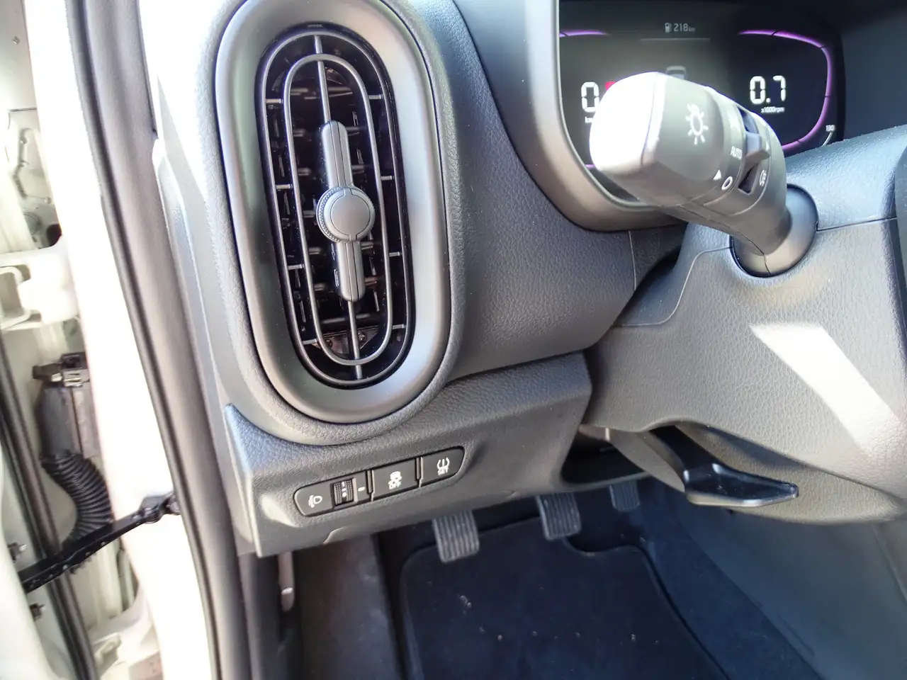 Kia Picanto 1.0 Vision NAVI-KLIMA-KAMERA-PDC-SITZ&LENKRADHEIZU — معرض صور السيارة 14