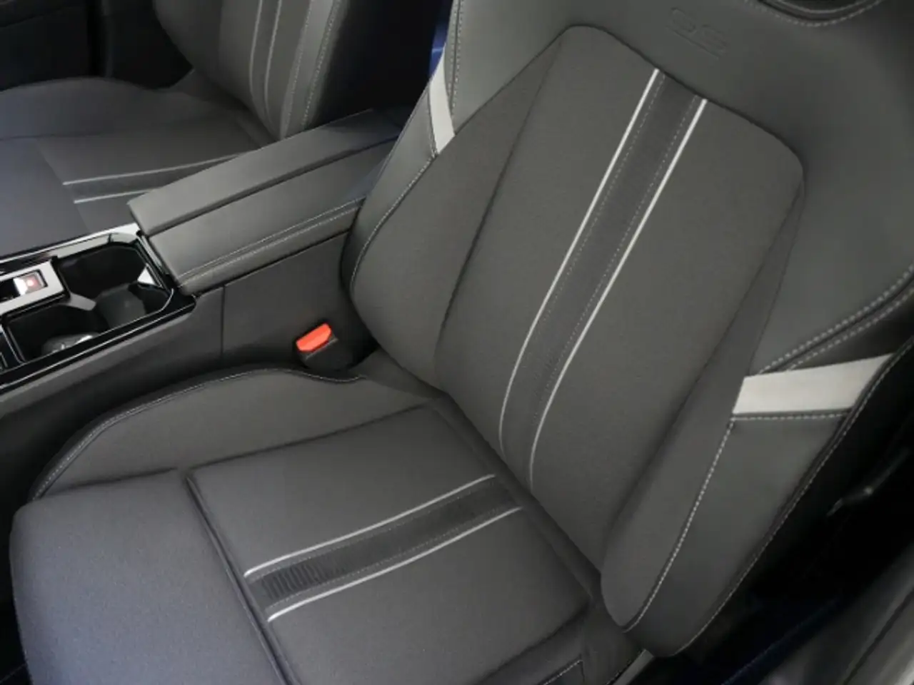 Opel Astra L ST GS+AHK+NAVI+360 GRAD KAMERA+SITZ-/LENKRADHEIZ — معرض صور السيارة 12