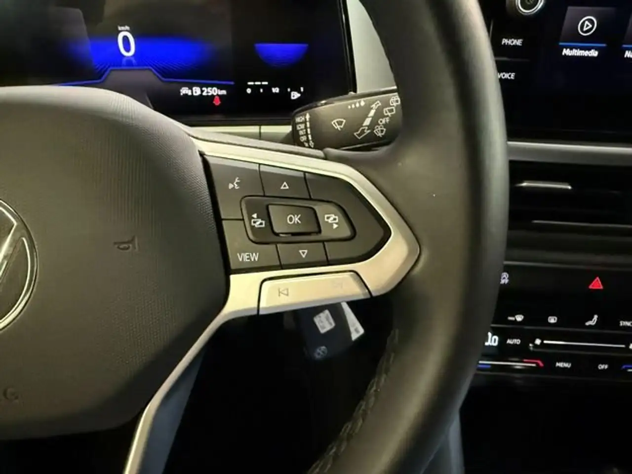 Volkswagen T-Roc 2.0TDI Life 85kW — معرض صور السيارة 17