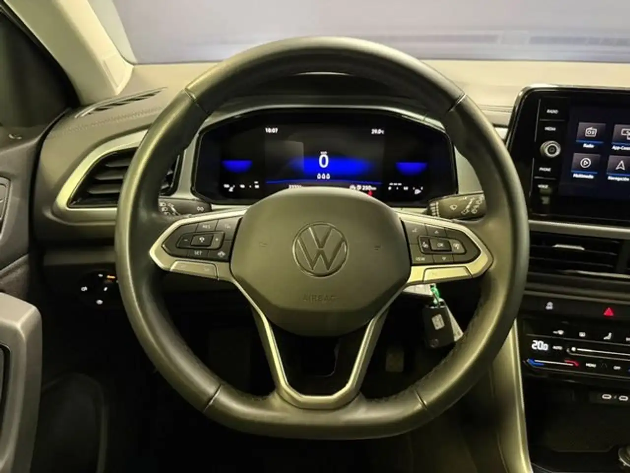 Volkswagen T-Roc 2.0TDI Life 85kW — معرض صور السيارة 15
