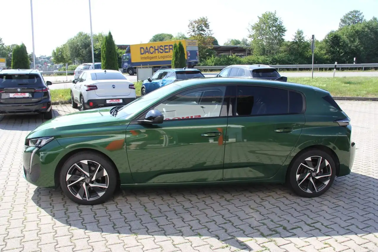 Peugeot 308 Allure LED AdapTempomat Sunset 17Z CAM — Galería del vehículo 4