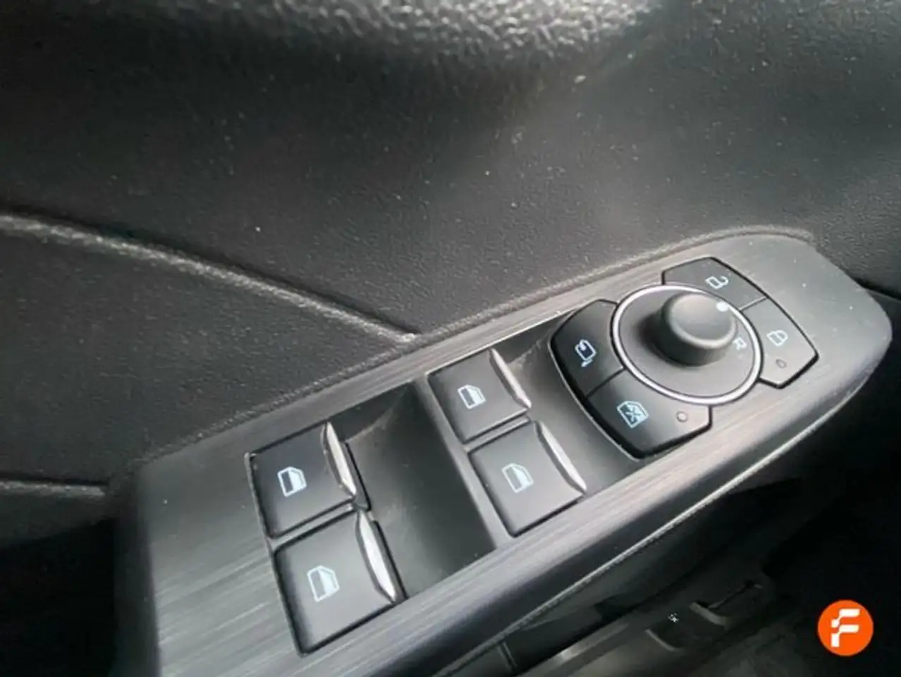 Ford Kuga 2.0 EcoBlue ST-Line FWD 120 Aut. — Vehicle gallery 14
