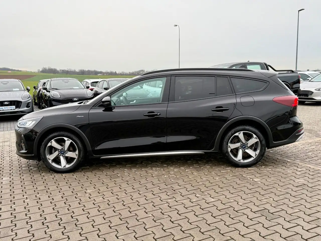 Ford Focus Turnier Active 1.0 EcoBoost LED 1. Hand ! — Vehicle gallery 4