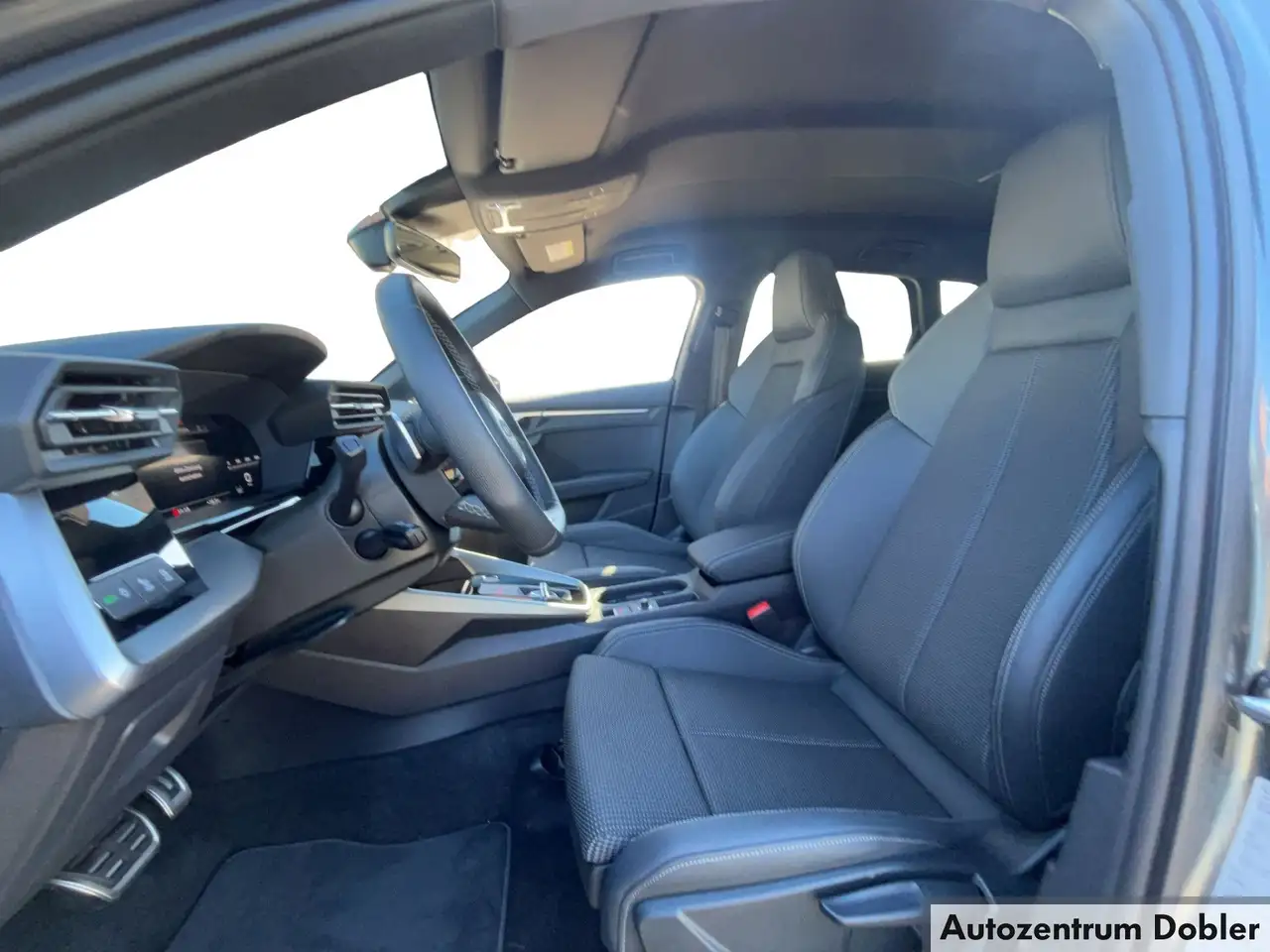 Audi S3 Sportback 2.0 TFSI quattro Navi ACC PDC LED — Vehicle gallery 13
