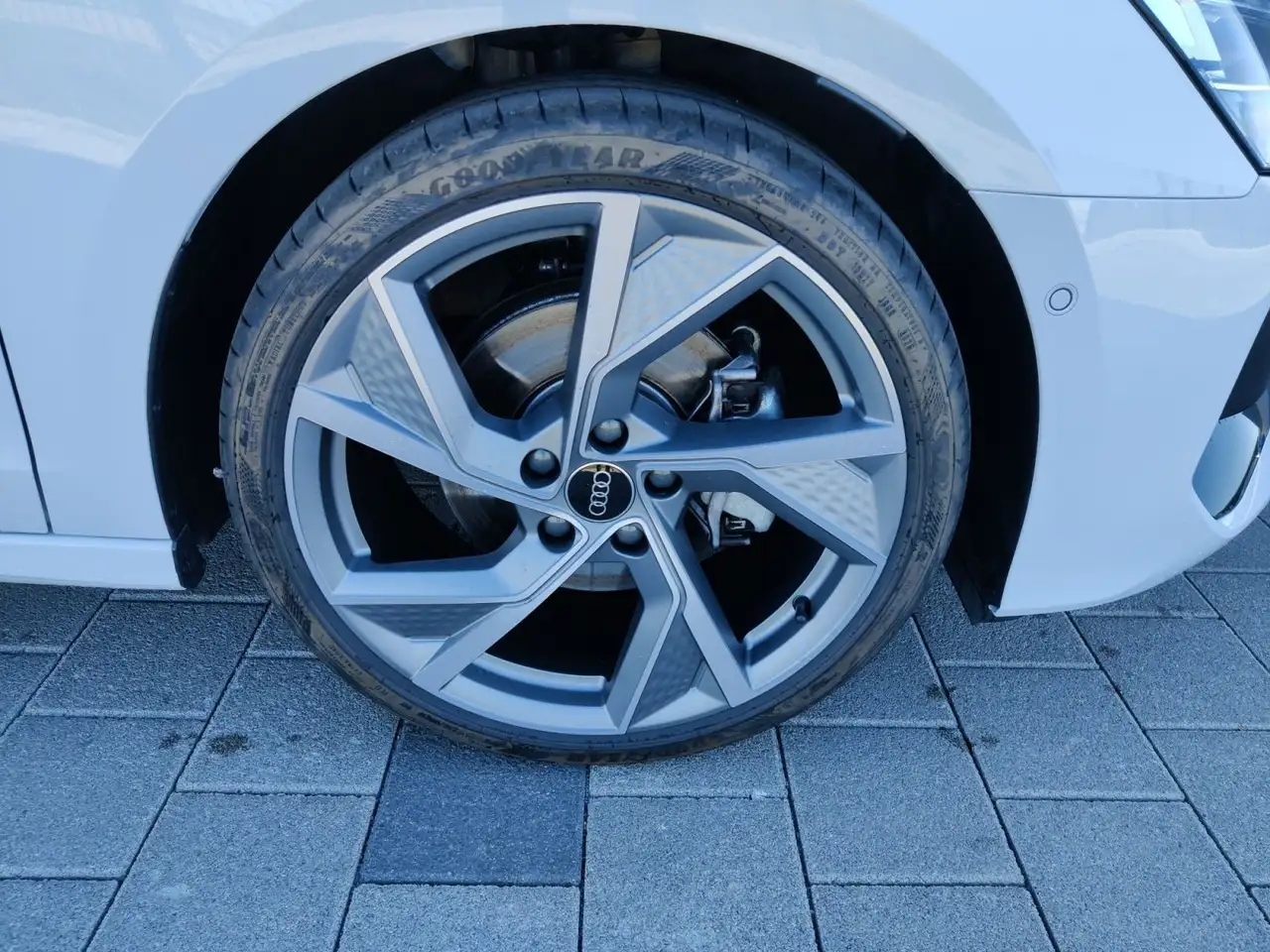 Audi A3 35 TFSI S-Tronic advanced, EA8, Hea — معرض صور السيارة 20