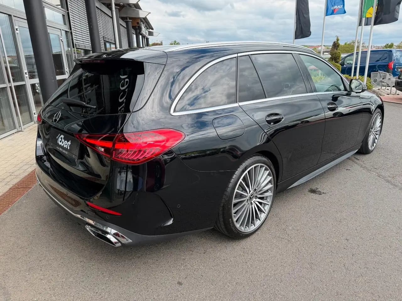 Mercedes-Benz C 180 T AMG+AHK+Memory+Ambiente+TotW+19" — Galerie du véhicule 4