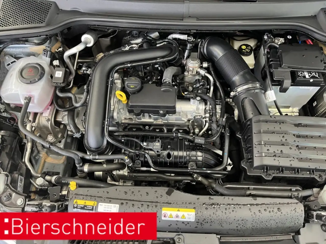 SEAT Ibiza 1.0 TSI DSG FR NAVI DAB PDC SHZ — Vehicle gallery 28