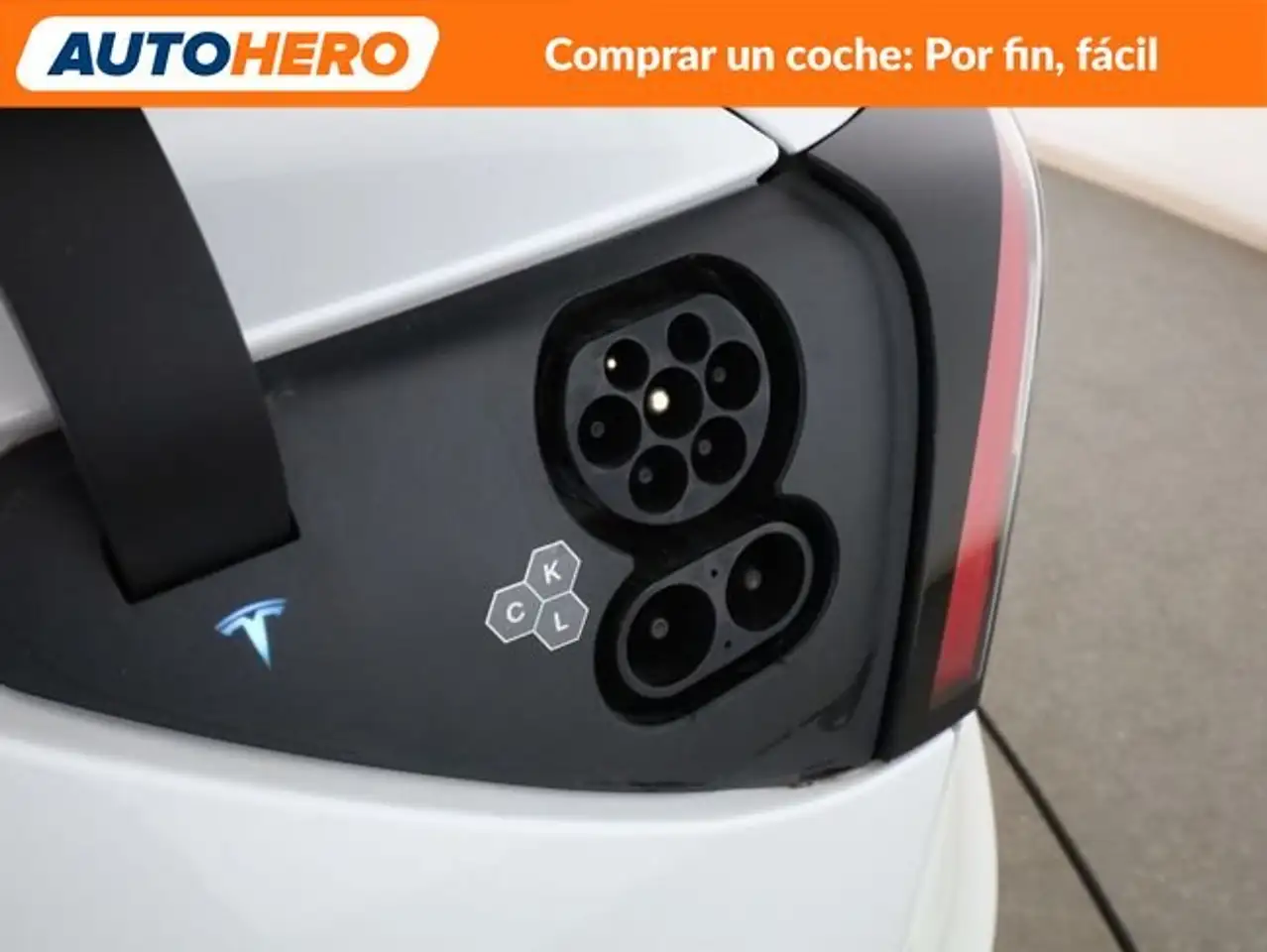 Tesla Model 3 Standard Range — Galería del vehículo 39