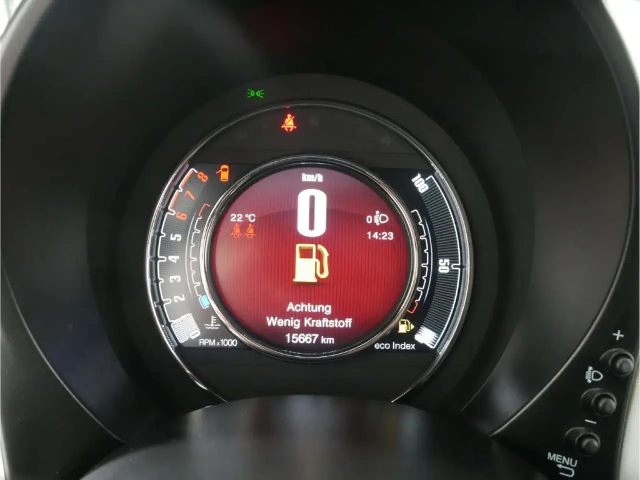 Fiat 500 1.0 GSE Hybrid Dolcevita 6-Gang Alu/NAV/PDC — معرض صور السيارة 16