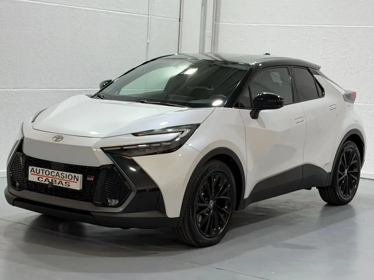 Toyota C-HR 200H GR Sport AWD — Gelves, Sevilla