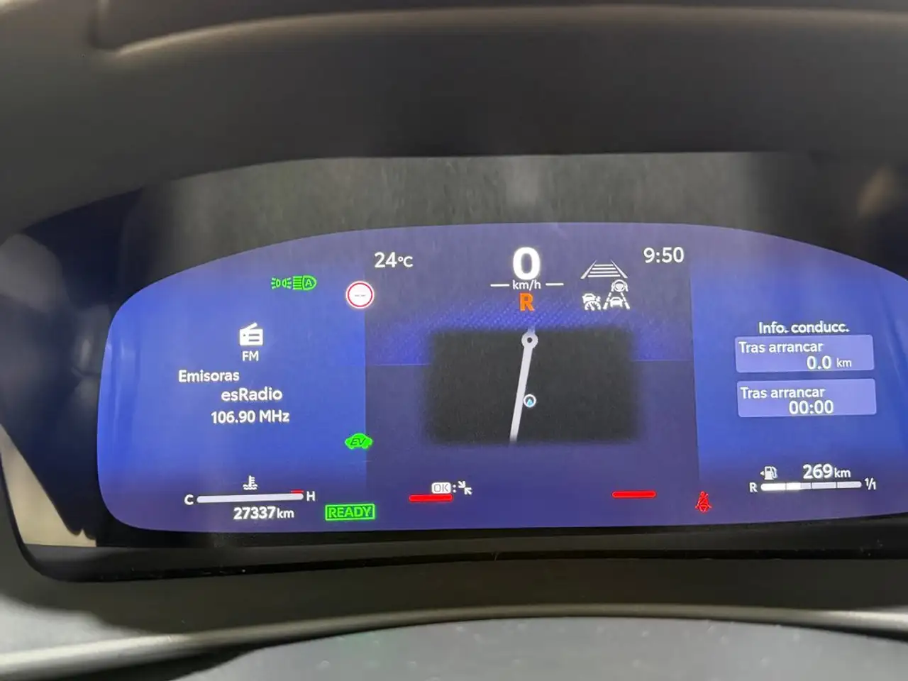 Toyota C-HR 200H GR Sport AWD — Galería del vehículo 25