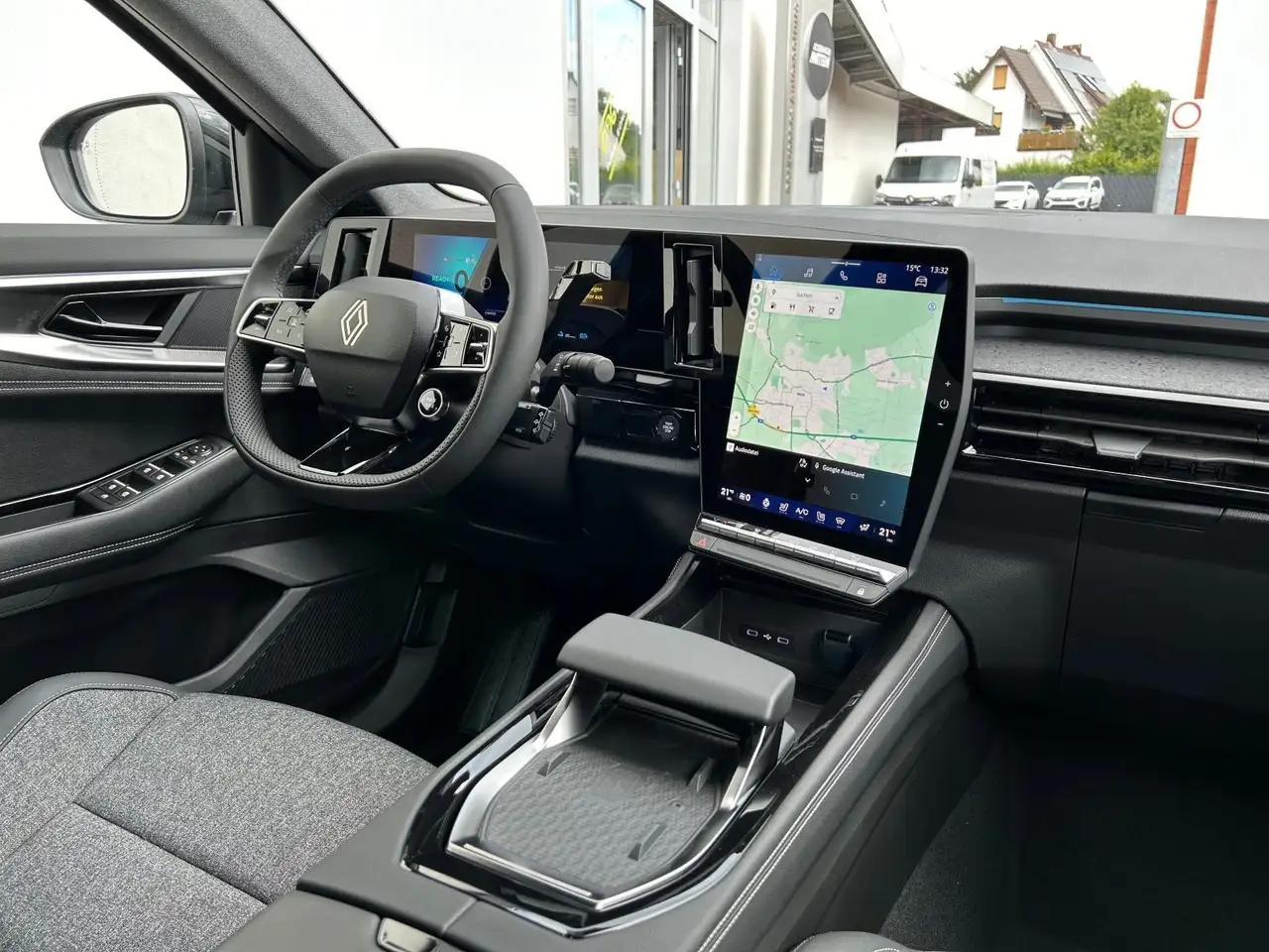 Renault Rafale Techno Full-Hybrid 200 PS Automatik — Vehicle gallery 12