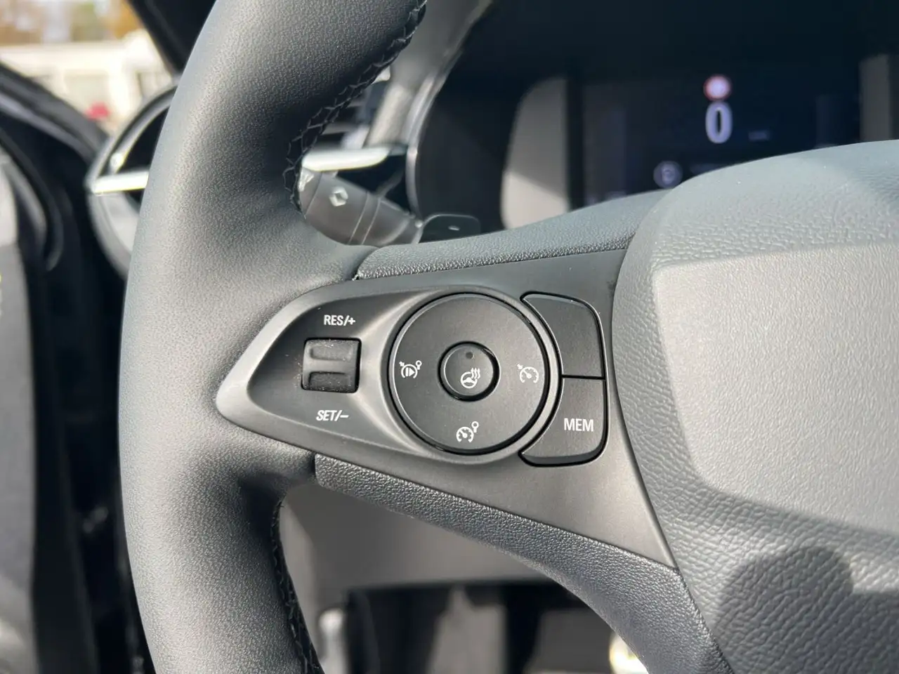 Opel Corsa 1.2 Turbo GS LED+SHZ+DAB+Kam.+KlimaA — Galería del vehículo 17