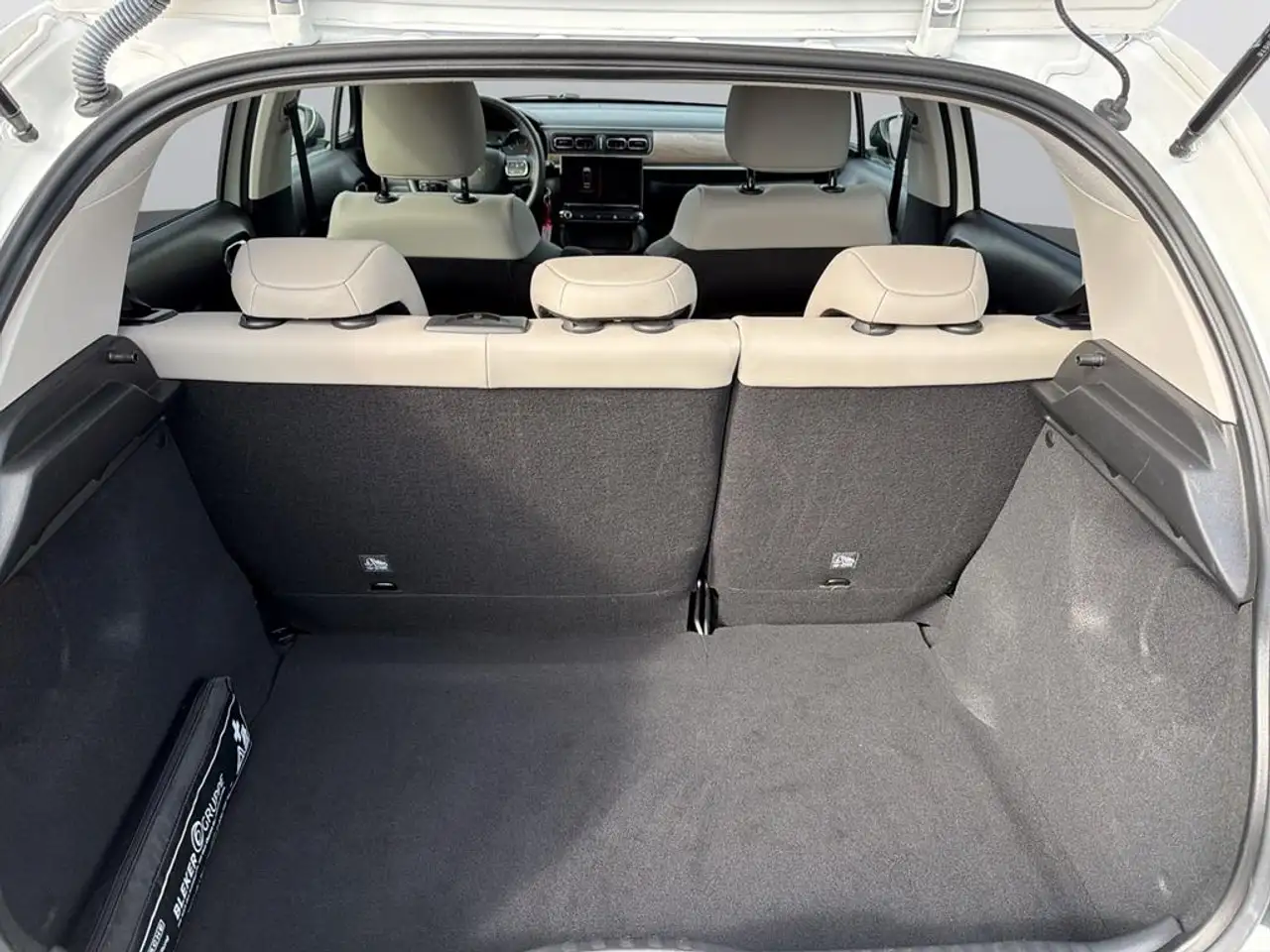 Citroen C3 PureTech KLIMA+PDC — معرض صور السيارة 8