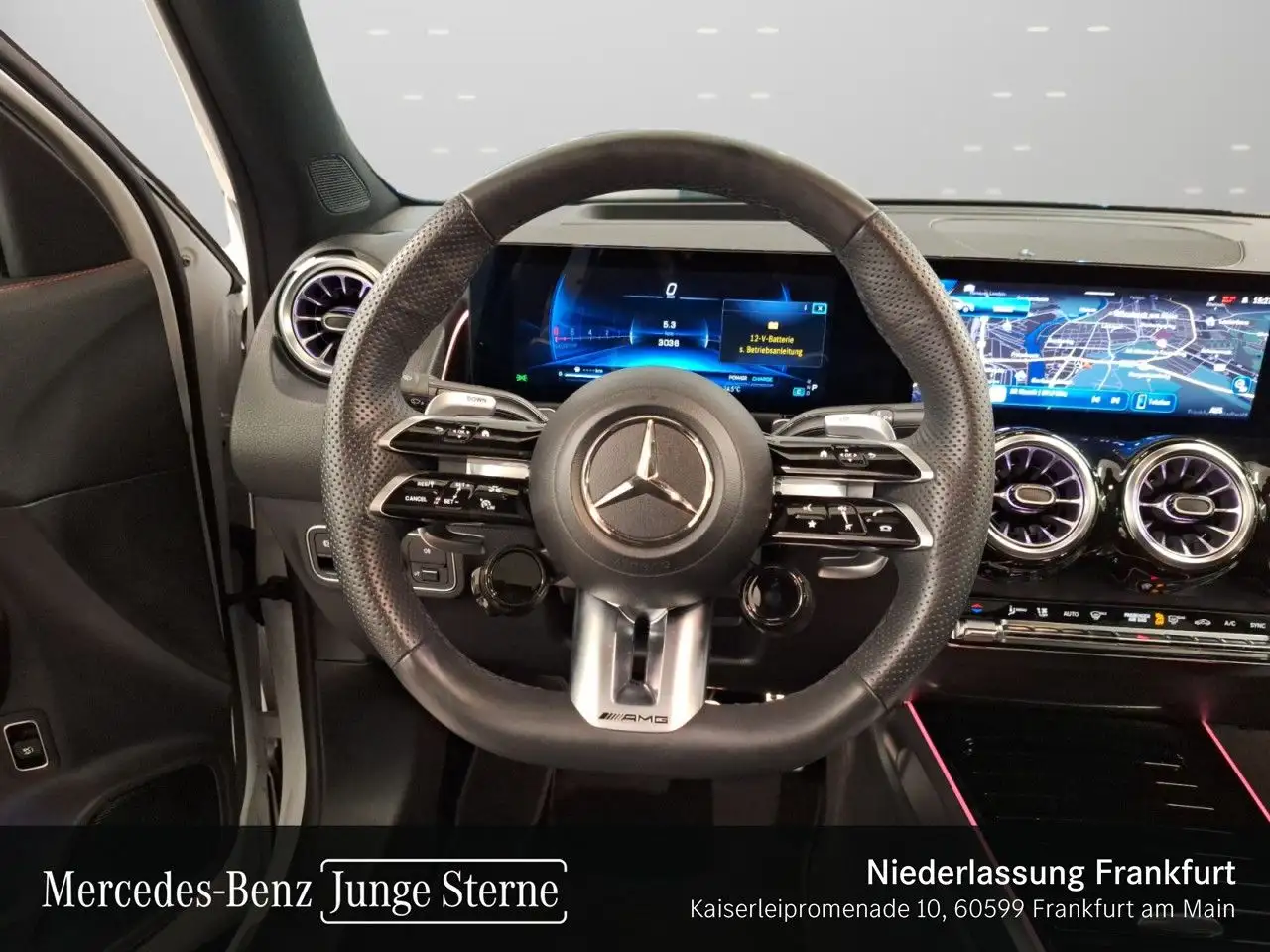 Mercedes-Benz GLB 35 AMG GLB 35 4M AMG+PANO+360°+AHK+MULTIBEAM+FAHRASS+HUD — Vehicle gallery 13