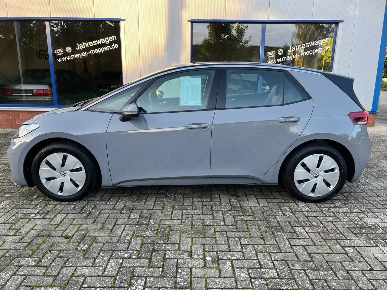 Volkswagen ID.3 Pro 62kwh Navi ACC Kamera Sitzhzg Park Assist — معرض صور السيارة 2