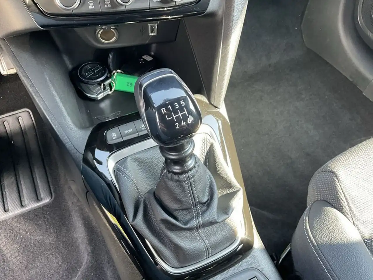Opel Corsa 1.2 Direct Injection Turbo GS *NAVI*ALLW* — معرض صور السيارة 14