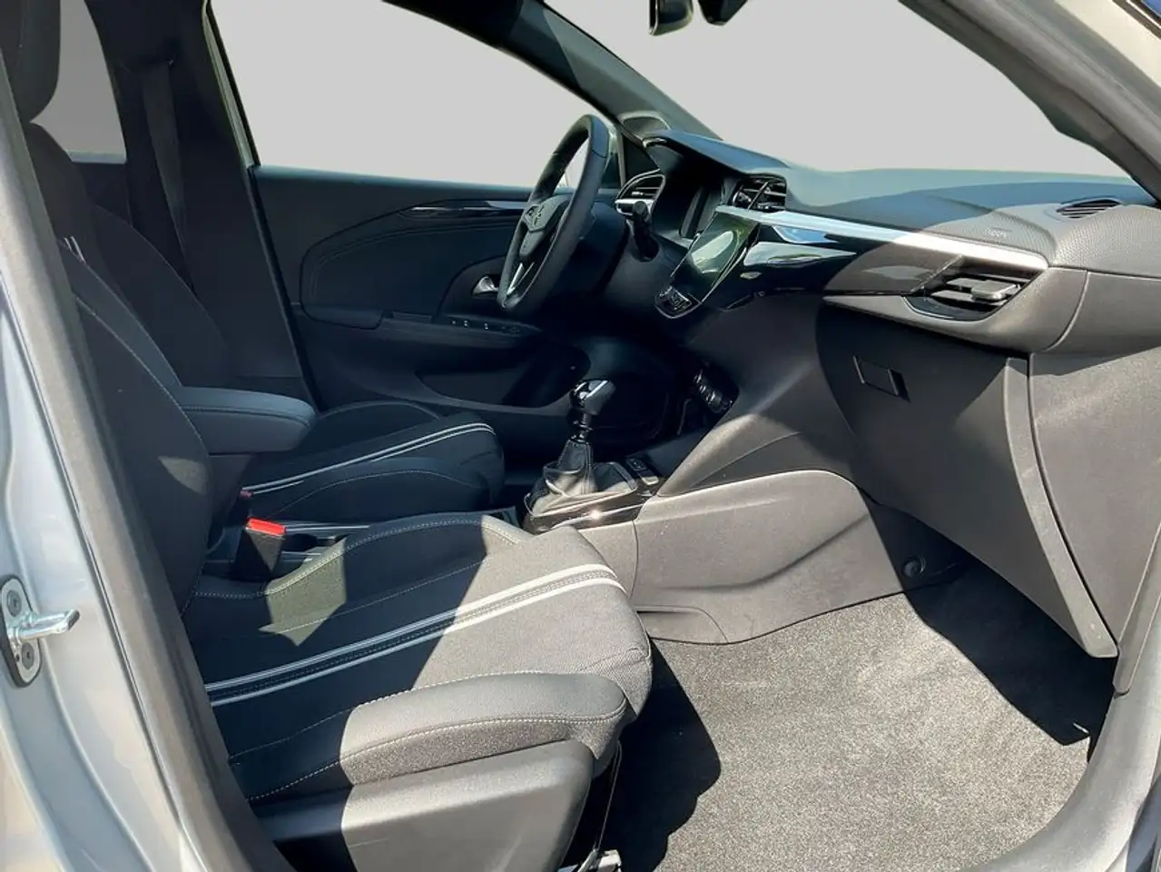Opel Corsa 1.2 Direct Injection Turbo GS *NAVI*ALLW* — معرض صور السيارة 9