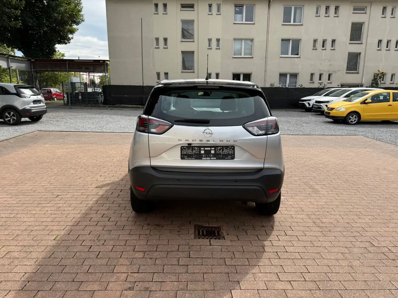Opel Crossland X TÜV Inspektion NEU Scheckheft — Galerie du véhicule 6