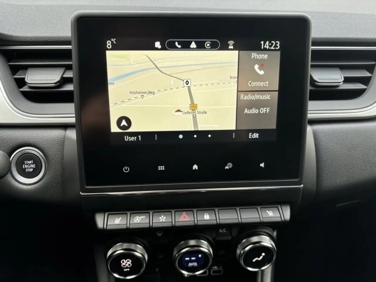 Renault Captur II Techno DAB LED RFK Klimaaut. PDC — Vehicle gallery 9