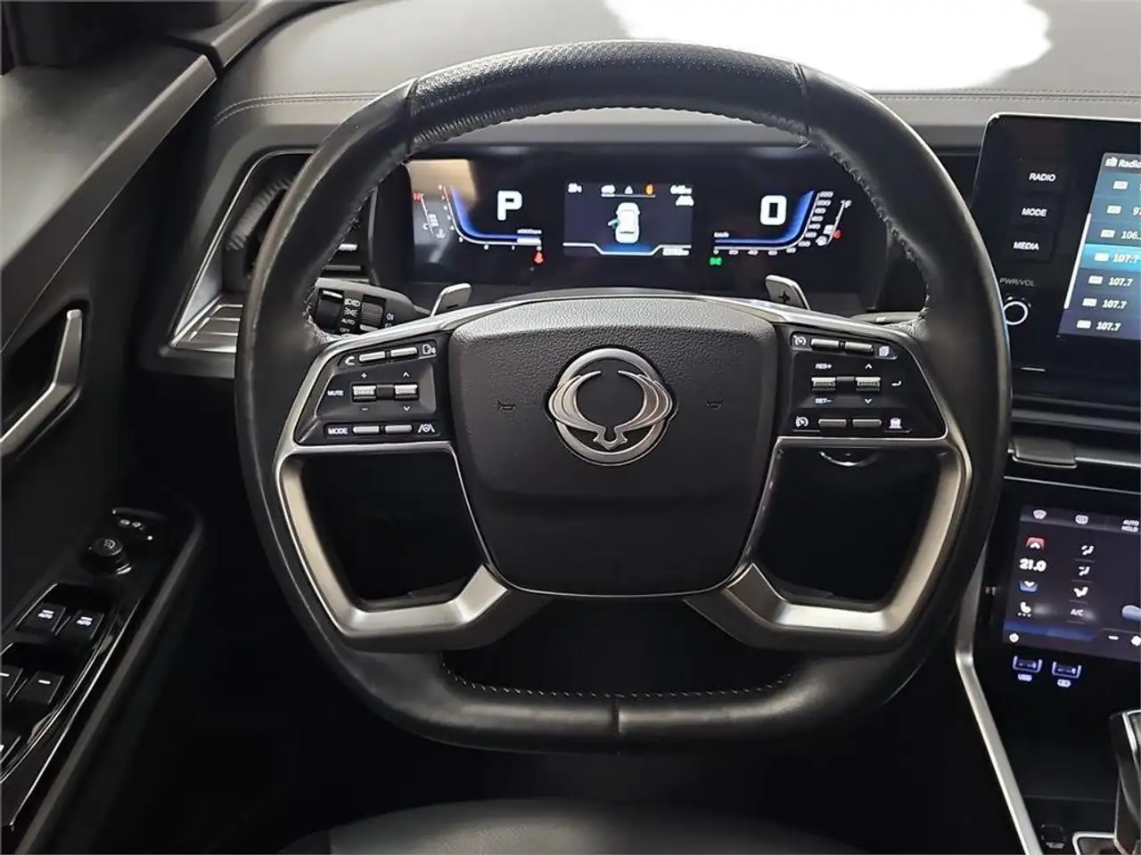 SsangYong Torres G15 Life Aut. — Galerie du véhicule 9