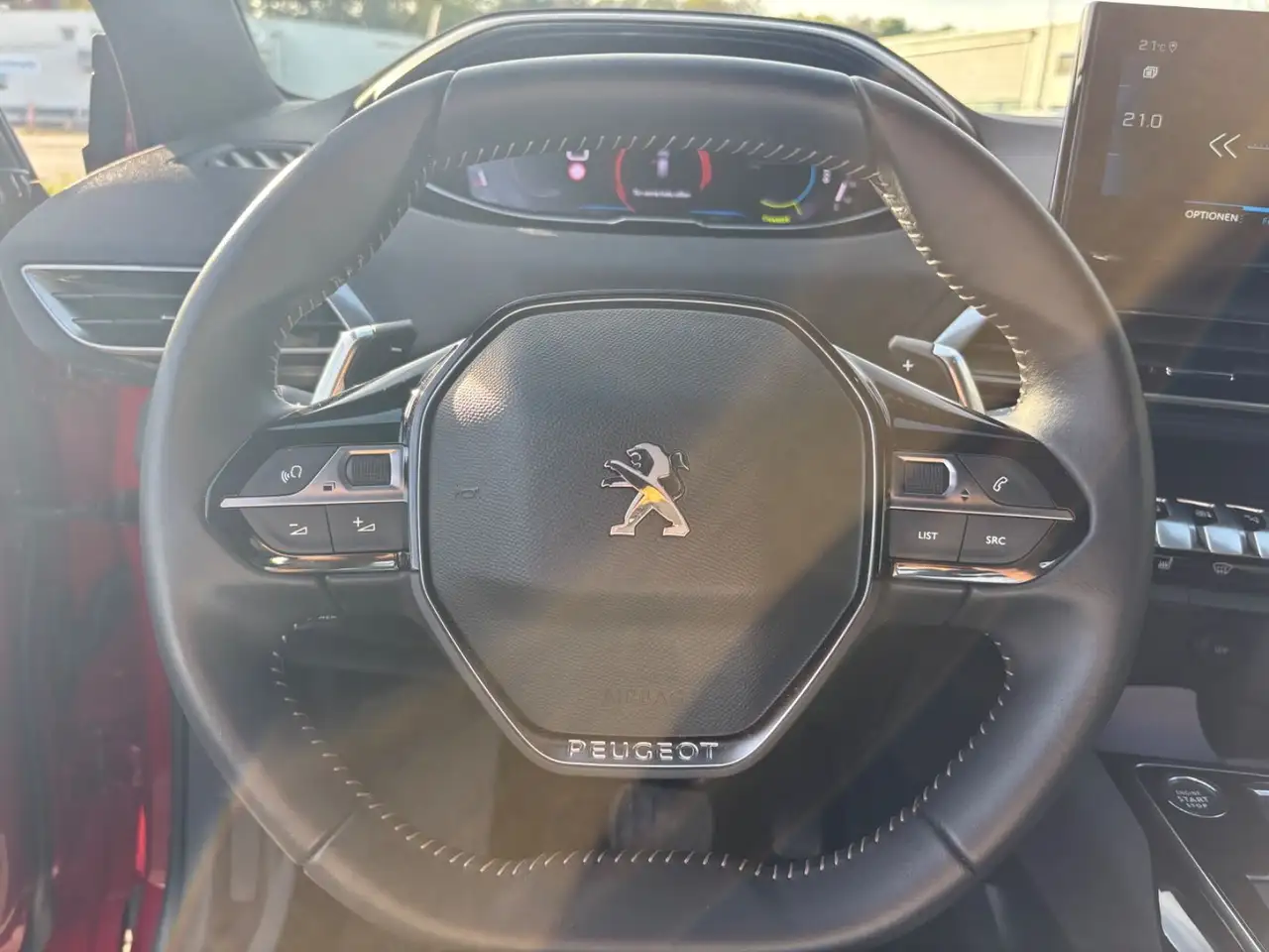 Peugeot 3008 Hybrid 136 e-DSC6 Allure Pack — Galería del vehículo 17