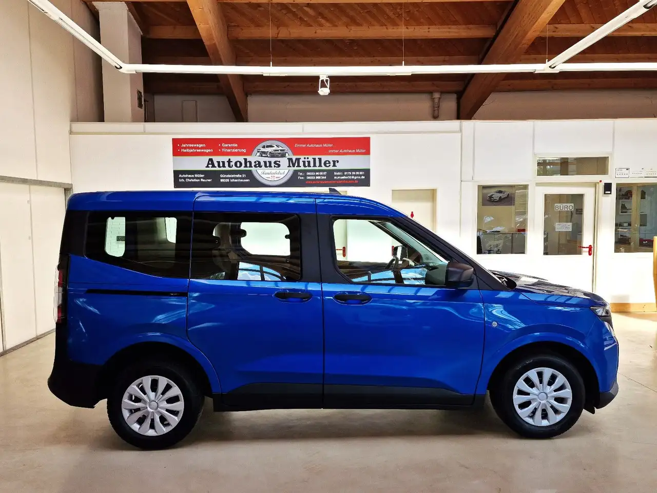 Ford Tourneo Courier Trend Automatik 5J-GAR PDC — Vehicle gallery 4