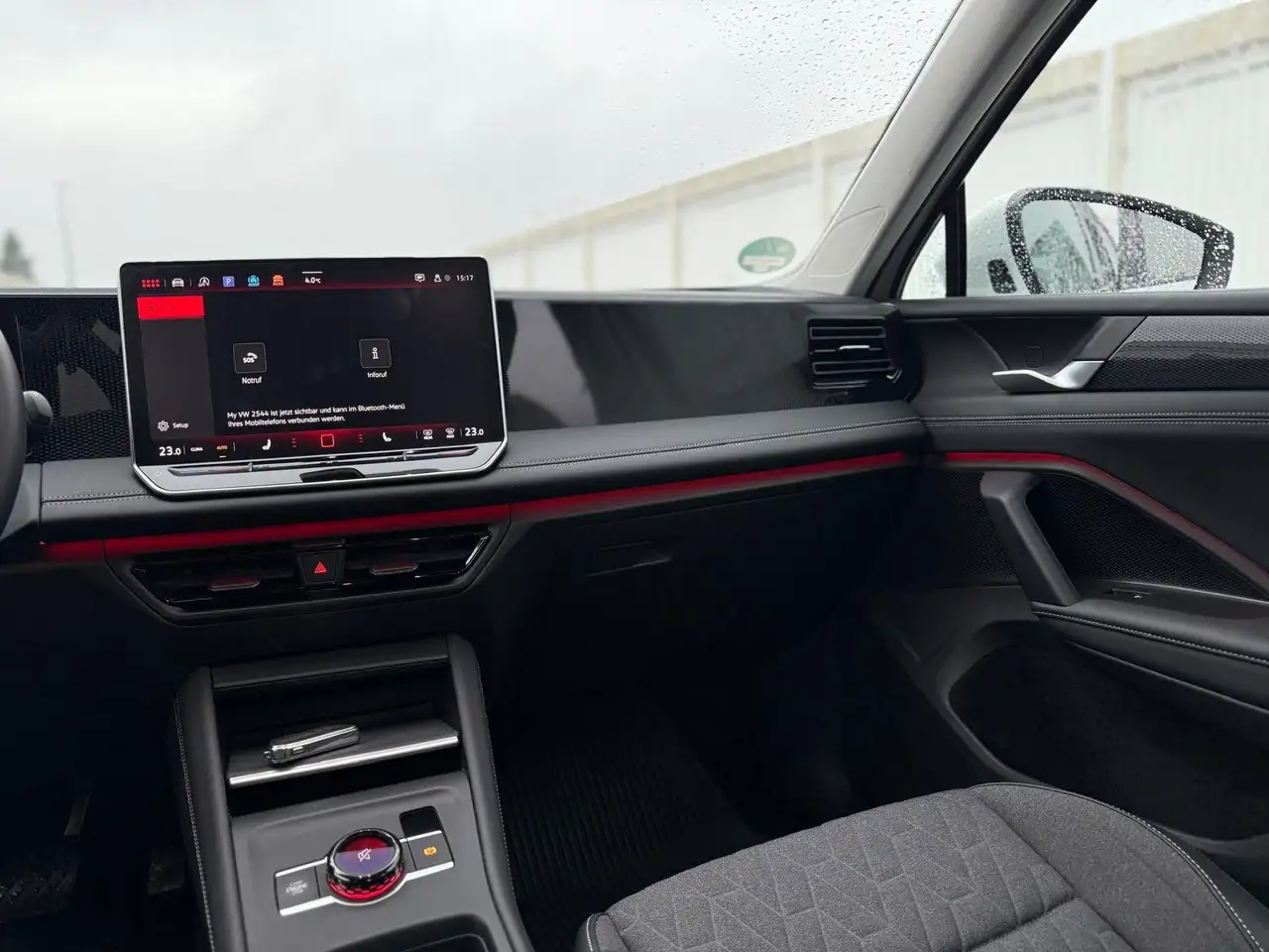 Volkswagen Tiguan 1.5 eTSI 110 kW Life Design & Komfort Paket — معرض صور السيارة 17