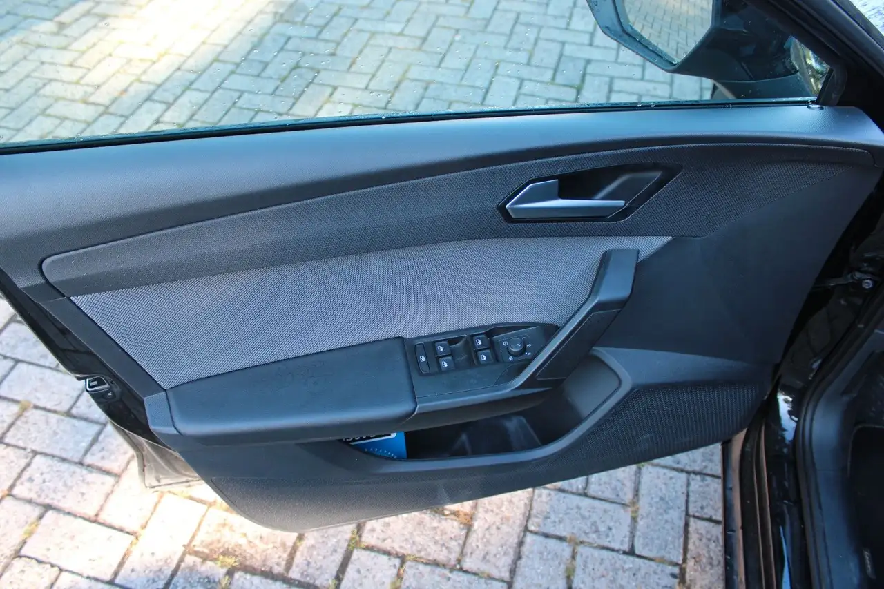 SEAT Leon ST 1.5 eTSI ACT 110kW Style ED DSG+NAVI+SHZ — معرض صور السيارة 6