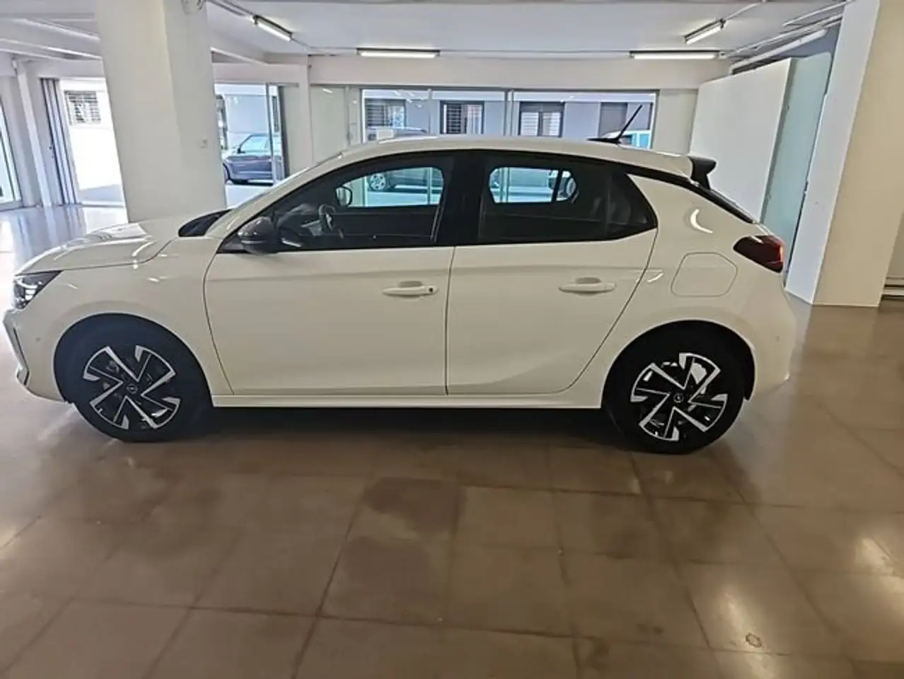 Opel Corsa 1.2T XHL 74kW (100CV) GS — Galería del vehículo 19