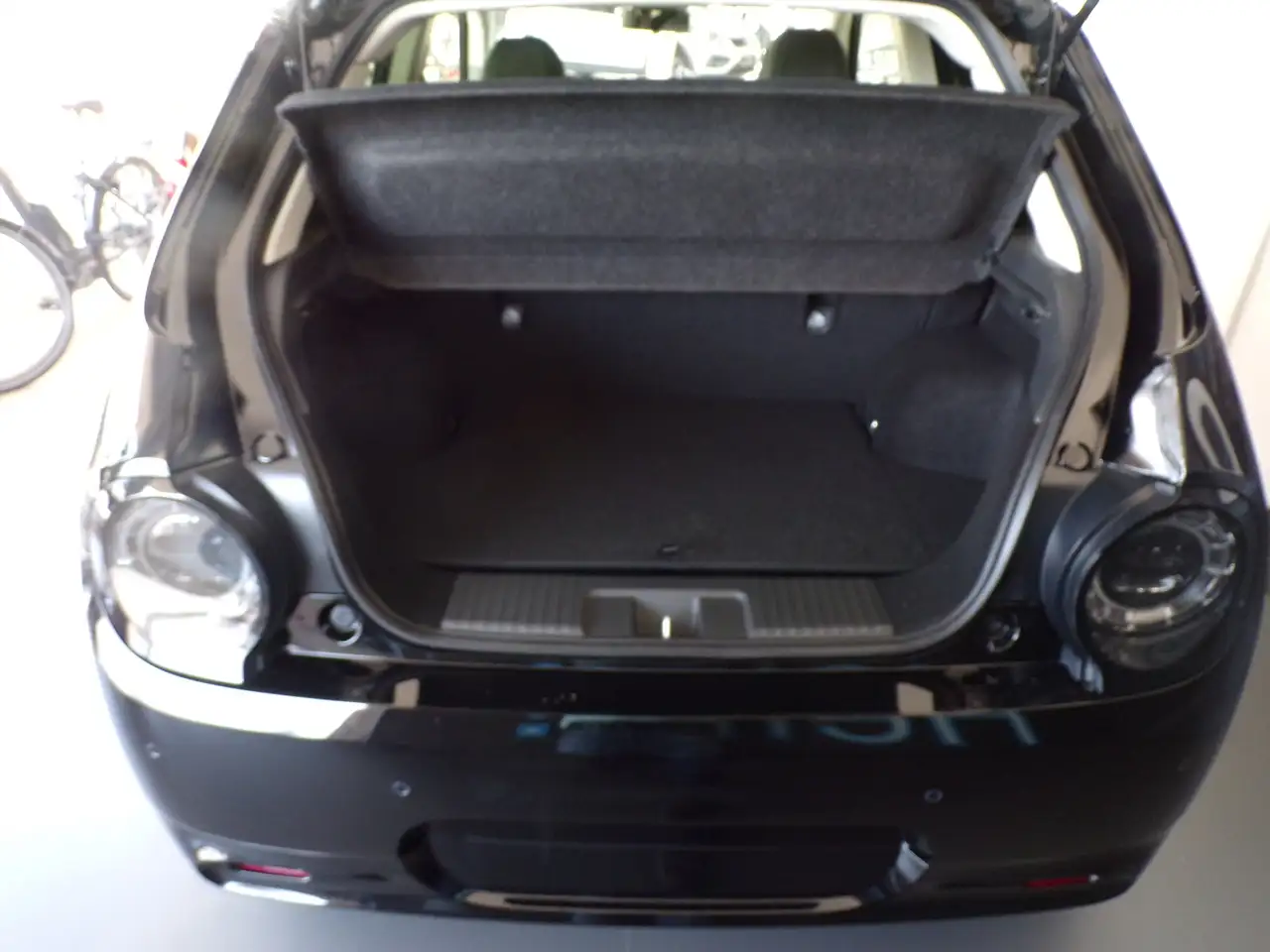 Honda e Advance Paket 17" - Illuminations-Paket — معرض صور السيارة 6