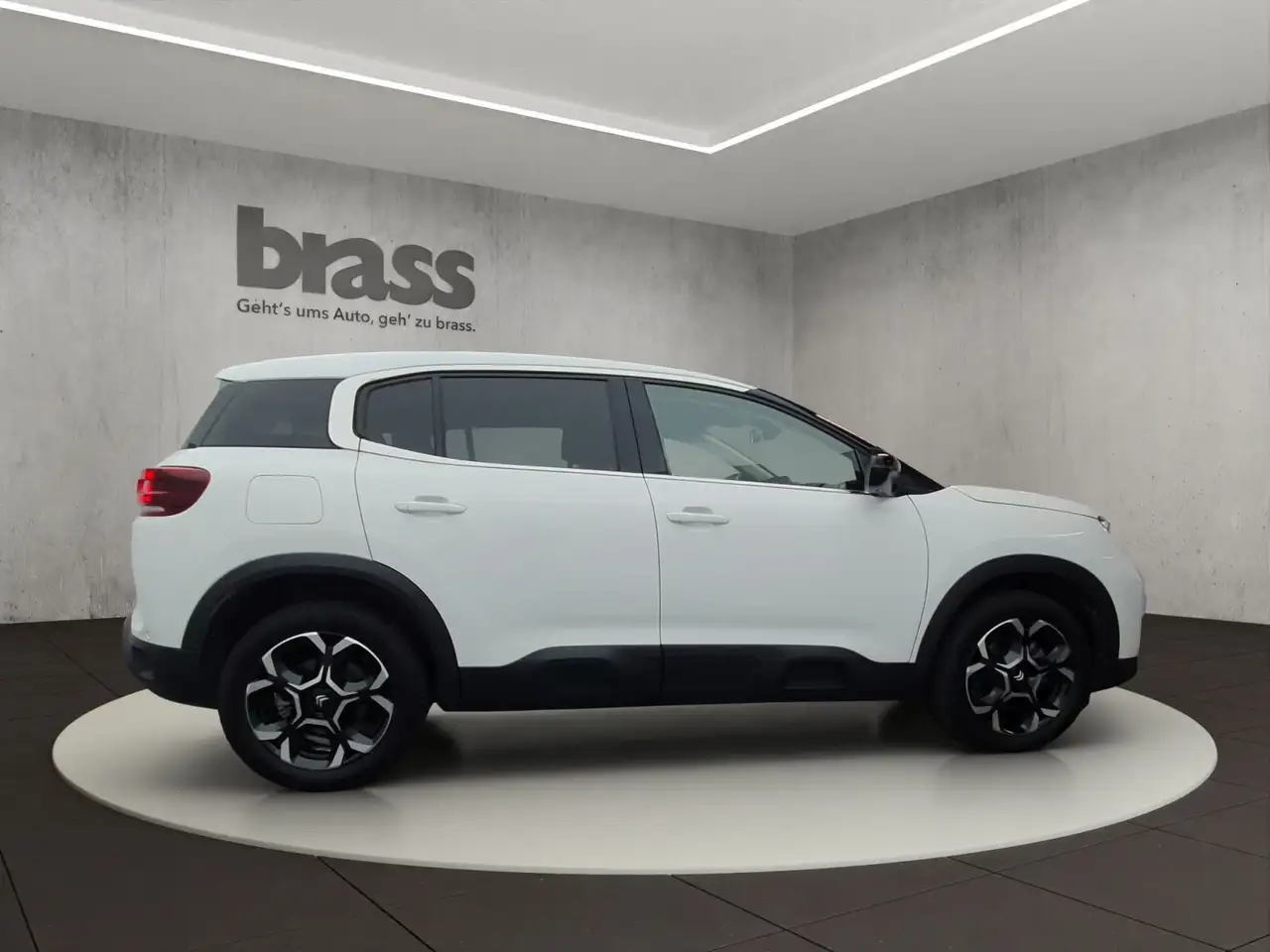 Citroen C5 Aircross Plus Hybrid 136 e-DSC6 — معرض صور السيارة 6
