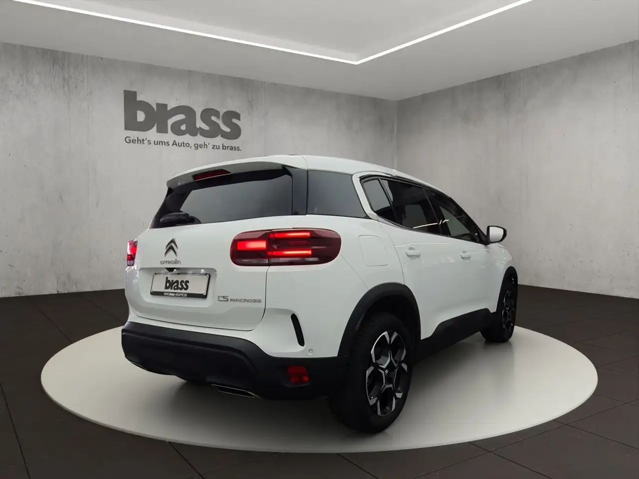 Citroen C5 Aircross Plus Hybrid 136 e-DSC6 — معرض صور السيارة 5