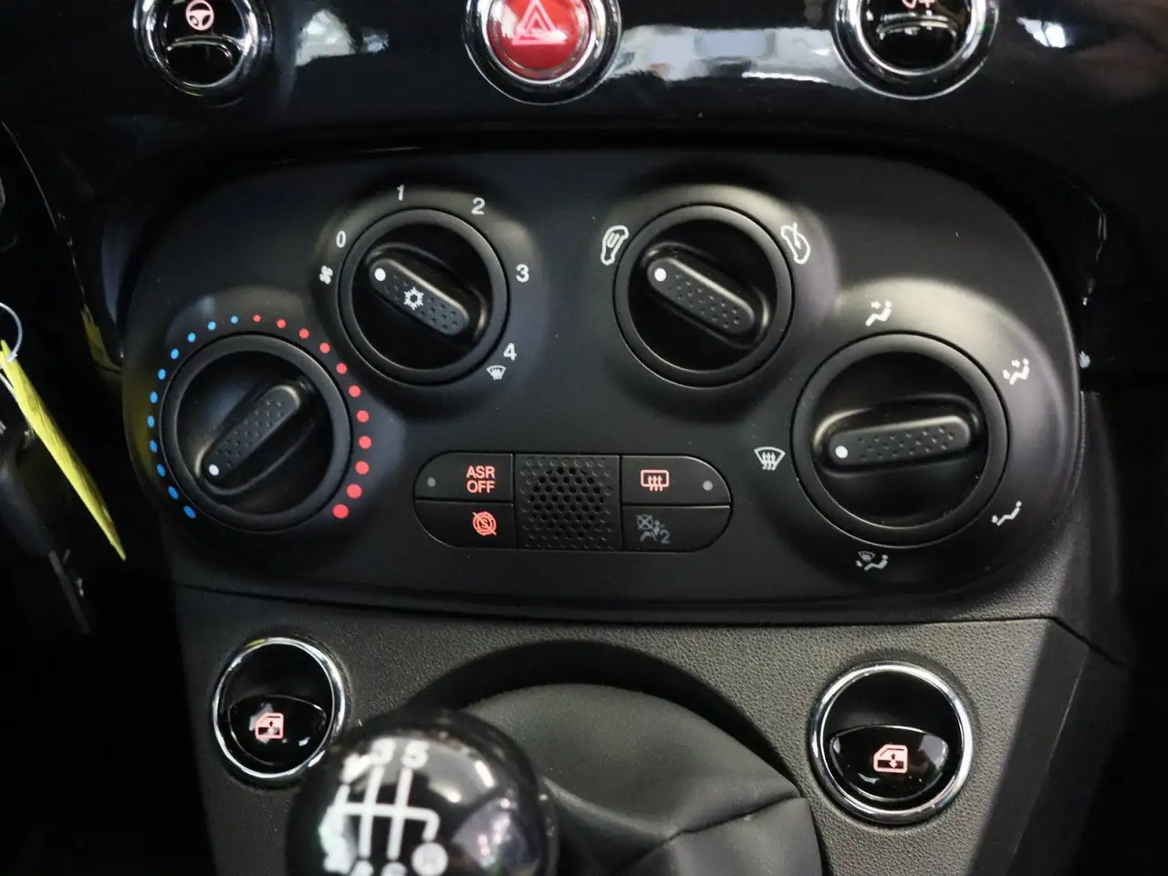 Fiat 500 Hybrid*Klima*Bluetooth* — Galería del vehículo 8