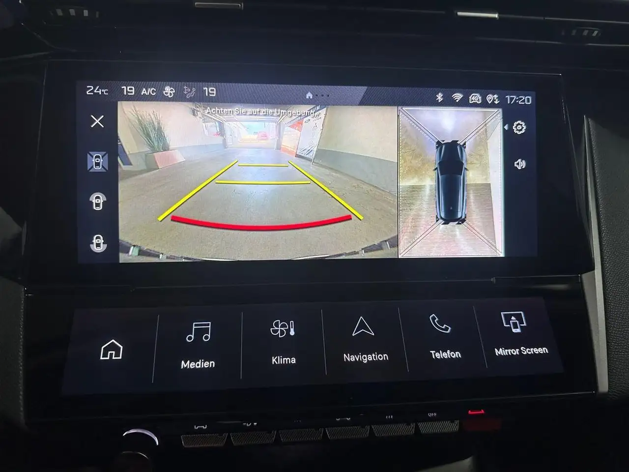 Peugeot 308 SW Allure 1.2 PureTech 130+Navi+360°+ACC+SHZ — Galería del vehículo 16