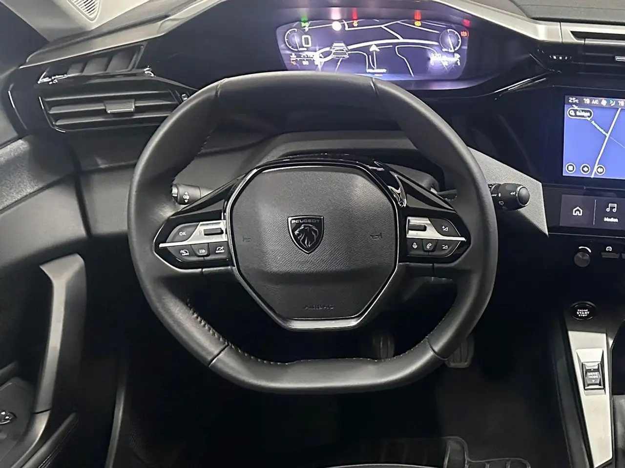 Peugeot 308 SW Allure 1.2 PureTech 130+Navi+360°+ACC+SHZ — Galería del vehículo 5