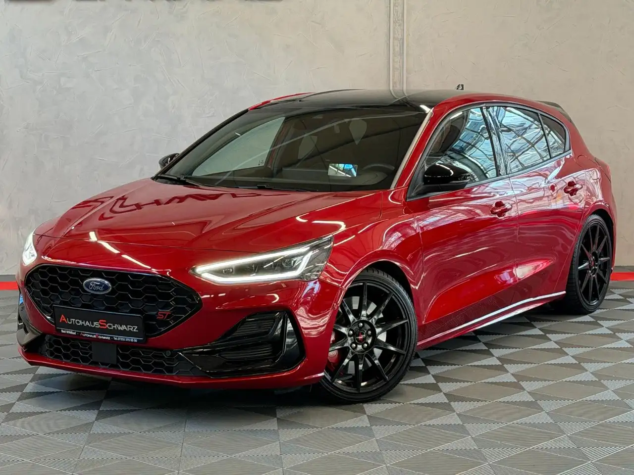 Ford Focus Lim. ST X Performance VirtCock B&O HuD Kam — Vehicle gallery 3