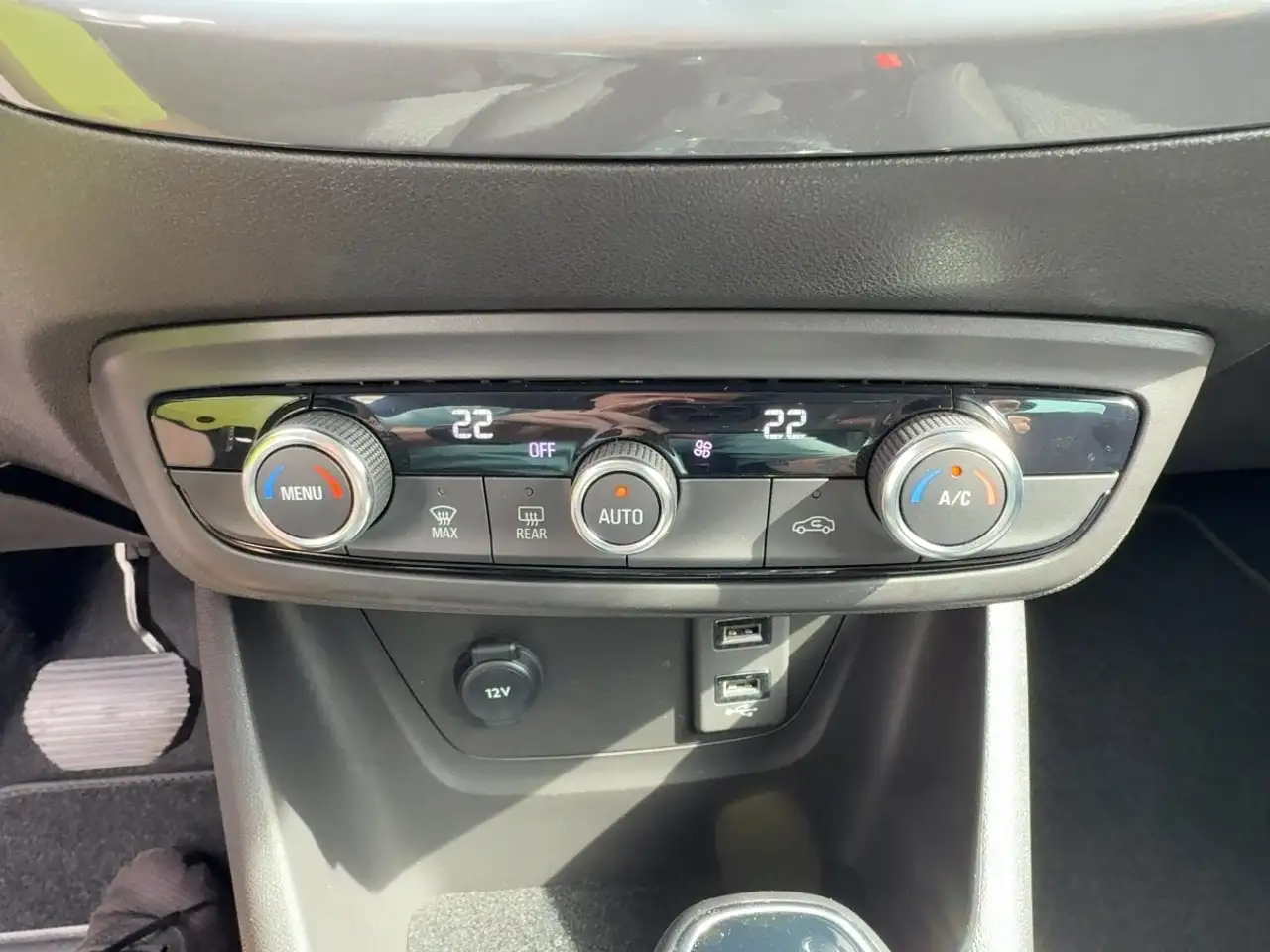 Opel Crossland AT6 Enjoy LED/Navi/KlimaA/PDC/Kamera — Galerie du véhicule 20
