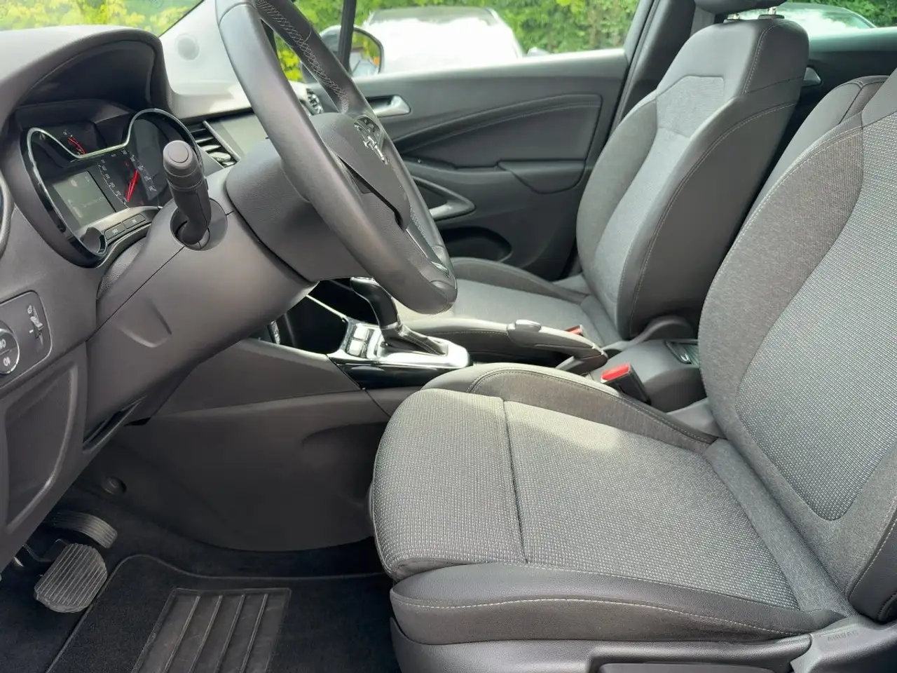 Opel Crossland AT6 Enjoy LED/Navi/KlimaA/PDC/Kamera — Galerie du véhicule 15