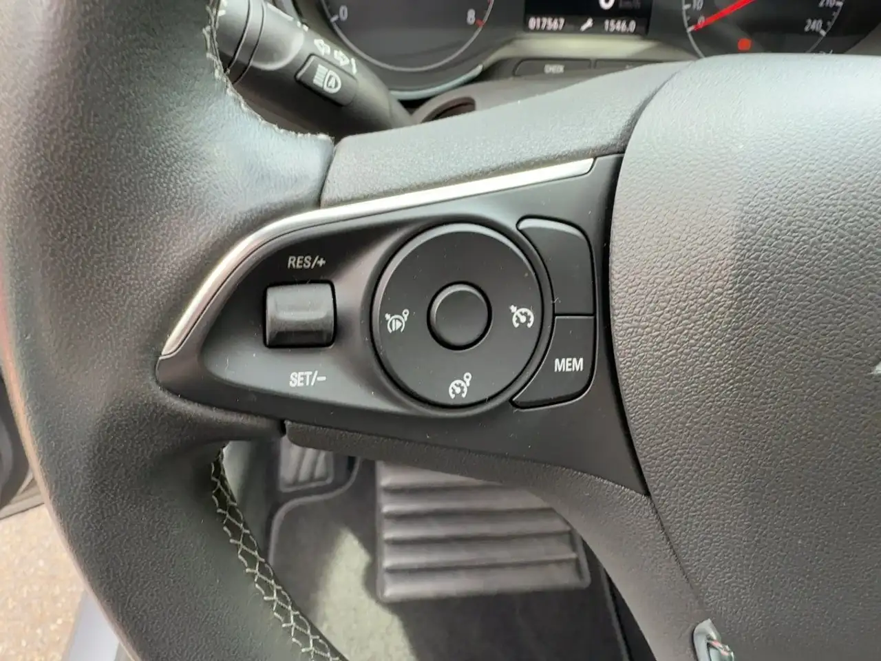 Opel Crossland AT6 Enjoy LED/Navi/KlimaA/PDC/Kamera — Galerie du véhicule 16